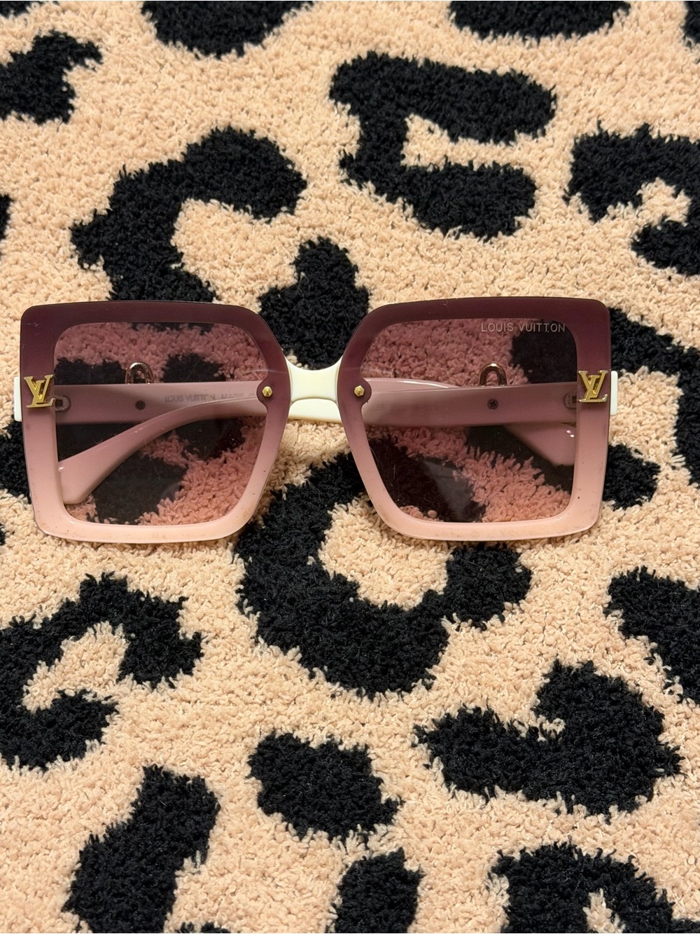 Louis Vuitton Square Gradient Rose-Pink Sunglasses with Gold LV Accents